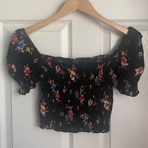 Forever 21 smocked crop top floral M